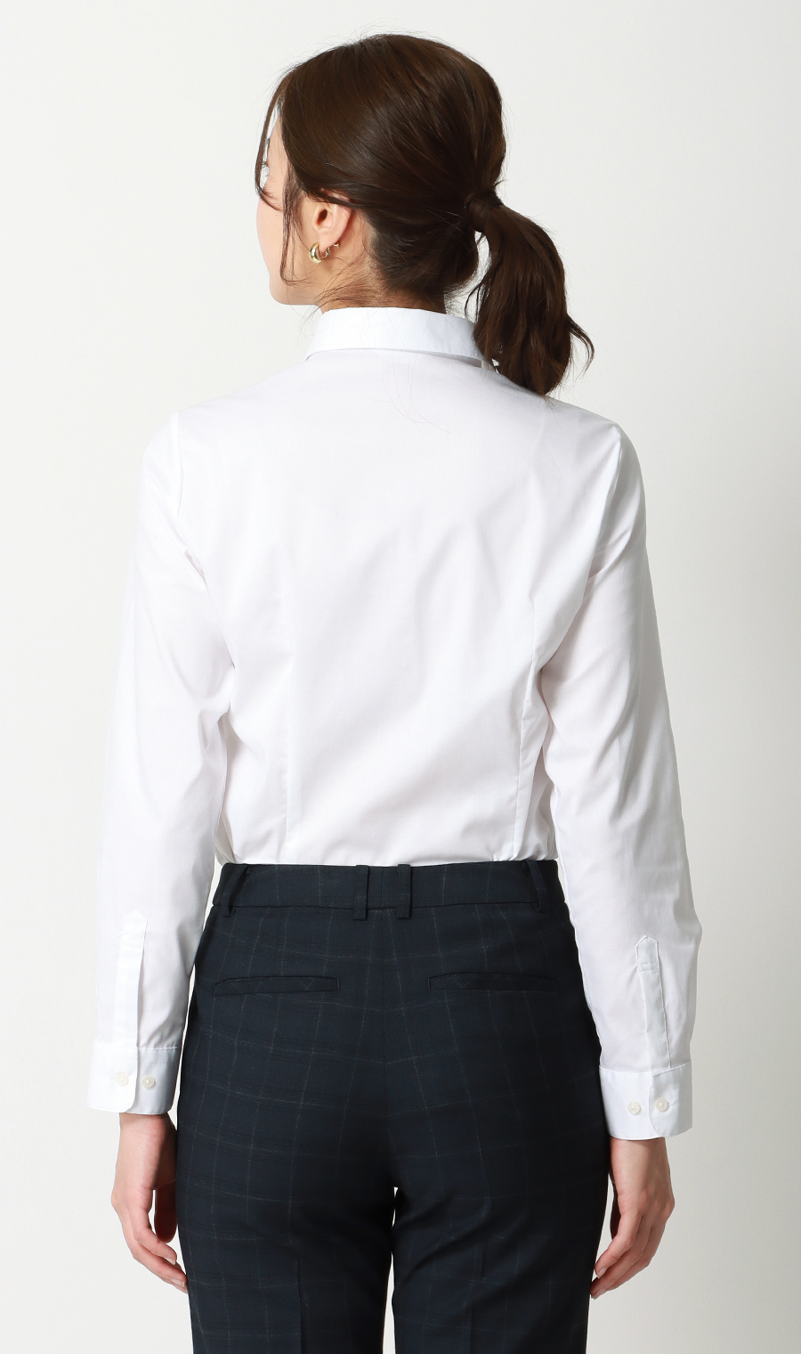 スキッパーカラーブラウス【長袖】【OEKO-TEX】【着丈長め】 ホワイト 05