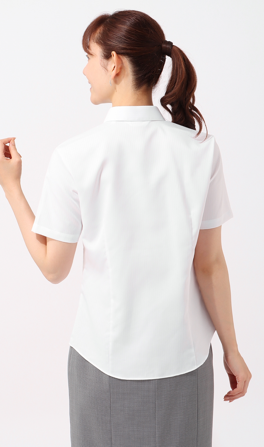 レギュラーカラーブラウス《半袖》 ホワイト 05