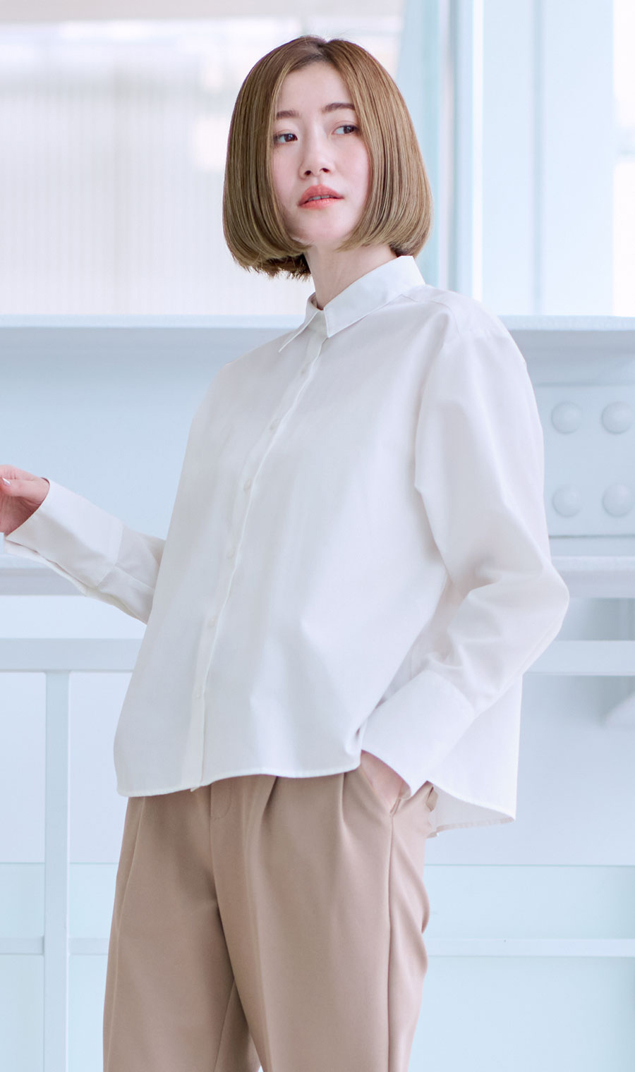 レギュラーカラーショート丈シャツ【長袖】 ホワイト M
