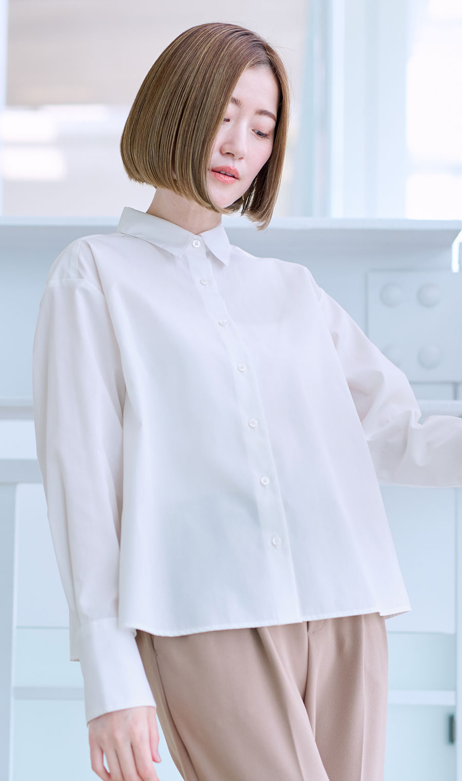 レギュラーカラーショート丈シャツ【長袖】 ホワイト M