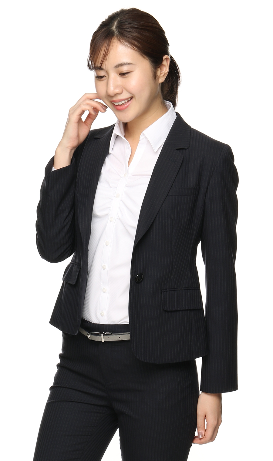 スキッパーカラーブラウス《クイーン》 ホワイト 29