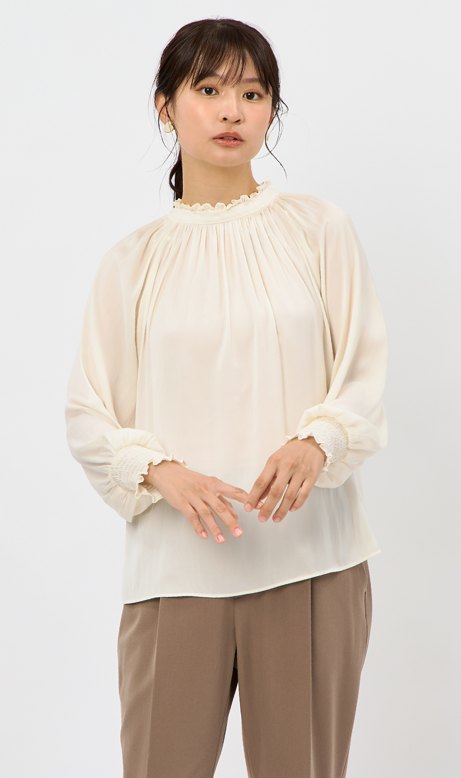 マキマロ　リネンホワイトフリル襟長袖シャツ ショップニコニコ ShopNikoNiko フリル襟 ビックカラー ブラウス
