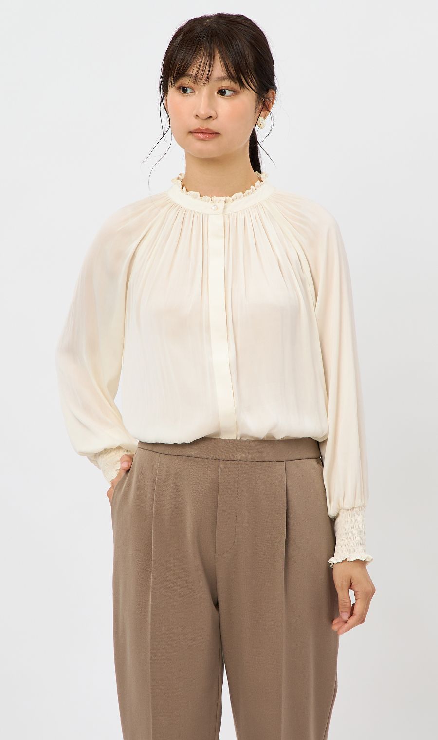 フリル襟ブラウス【前後2WAY】【長袖】 クリーム S