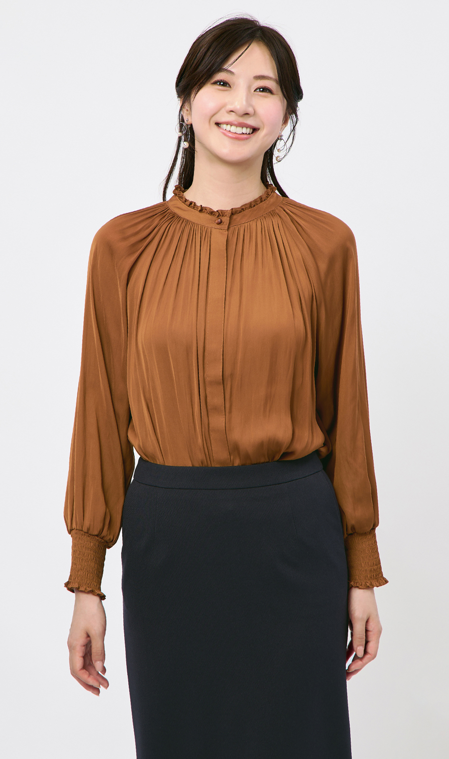フリル襟ブラウス【前後2WAY】【長袖】 ブラウン S