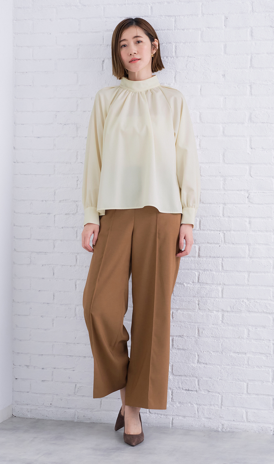 ハイネックギャザーブラウス【長袖】 クリーム M