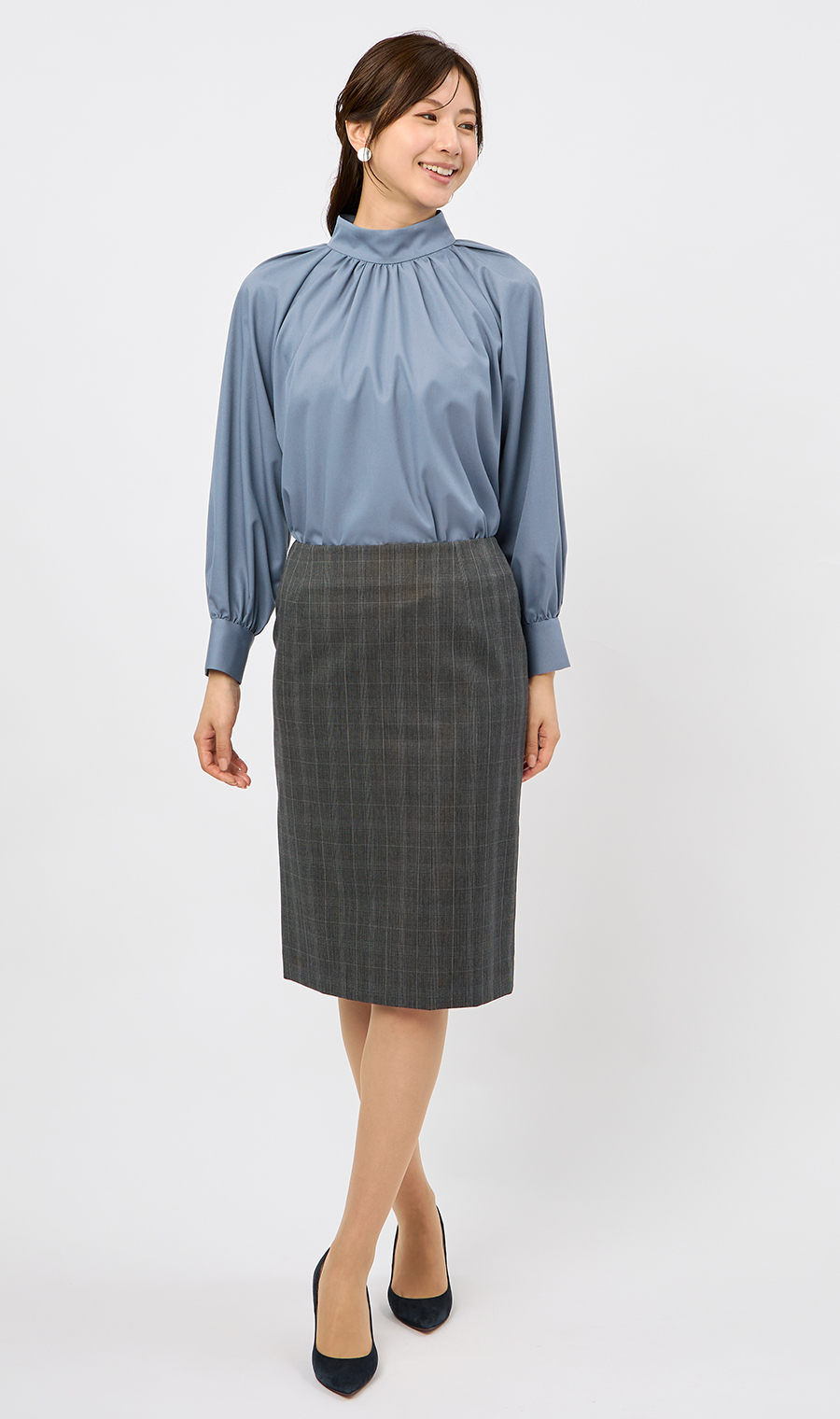 ハイネックギャザーブラウス【長袖】 ブルー M