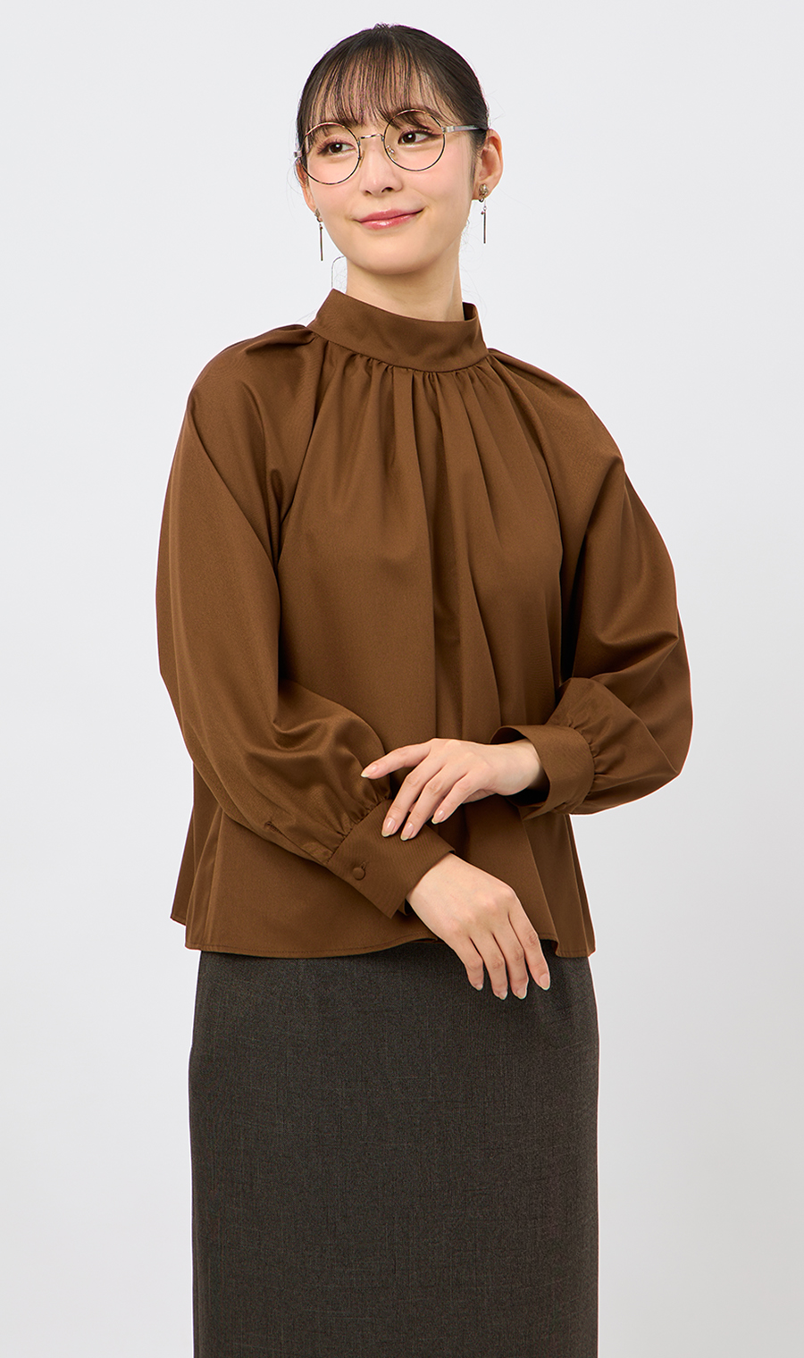 ハイネックギャザーブラウス【長袖】 ブラウン M