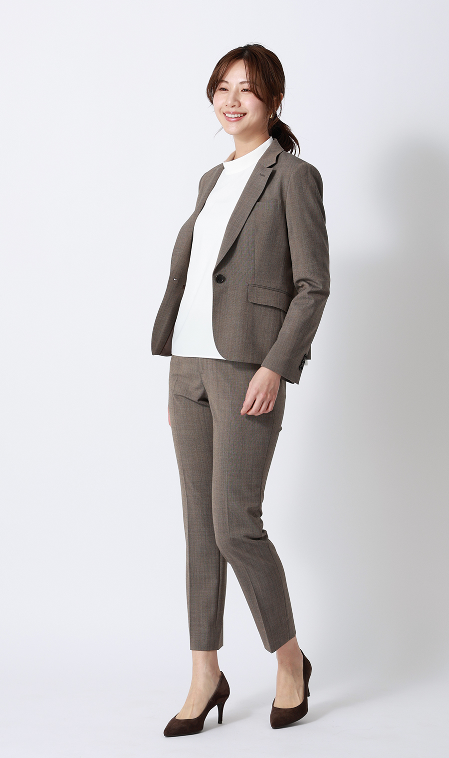 ハイネックバックコンシャスブラウス【長袖】 ホワイト M