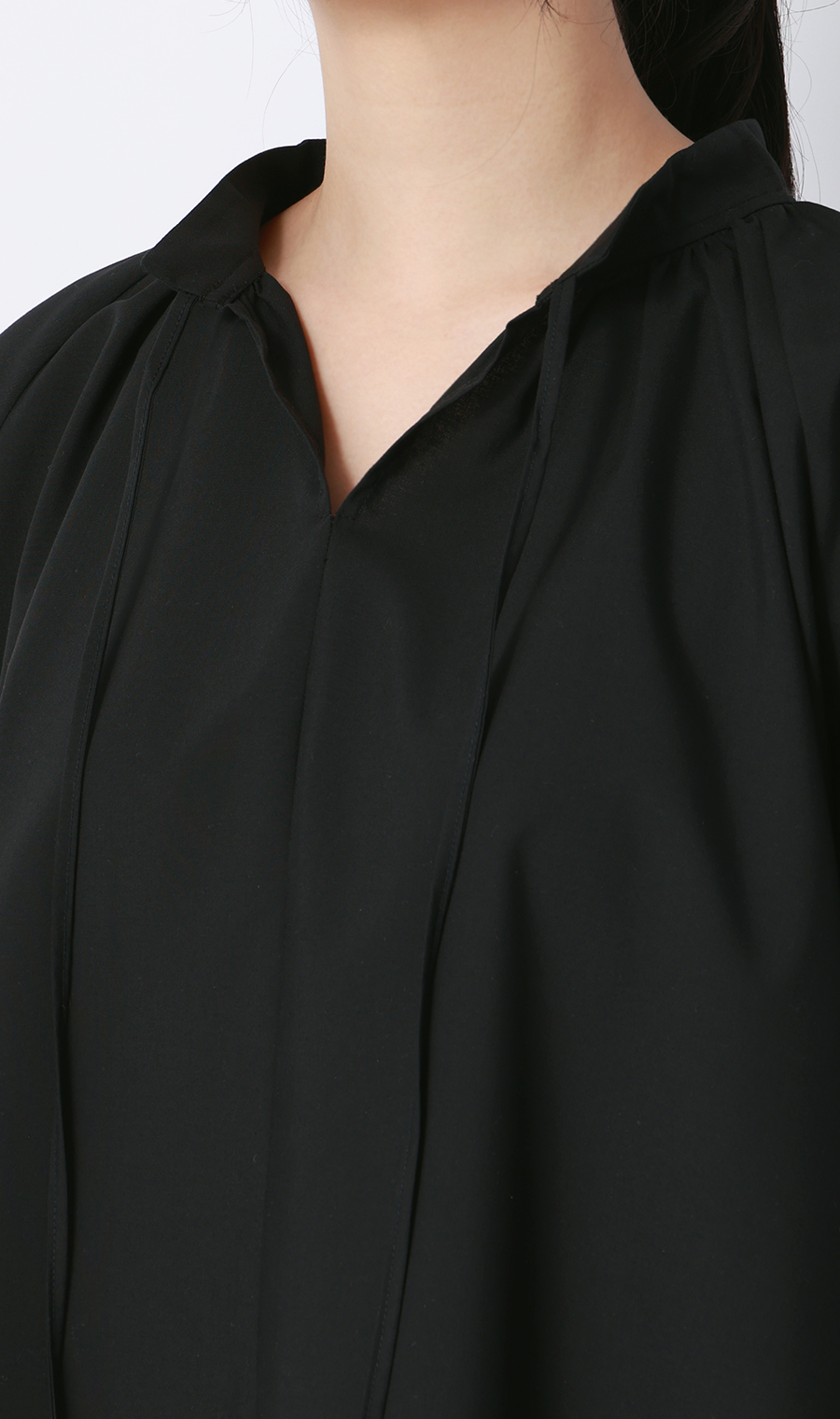 ハイネックギャザーリボンブラウス【5分袖】 ブラック M