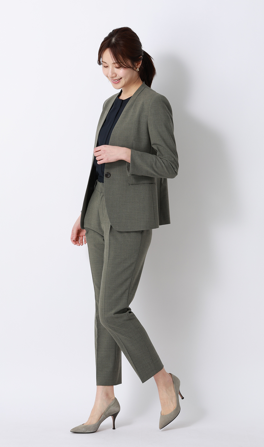 フレアスリーブブラウス【半袖】 ネイビー M