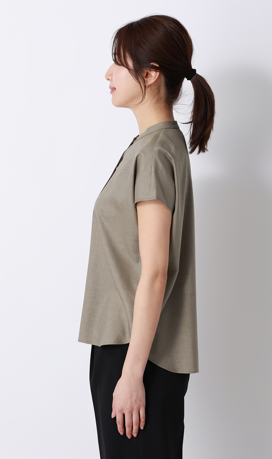 ■バンドカラーブラウス【セットアップ着用可】【WEB限定】 ベージュ M