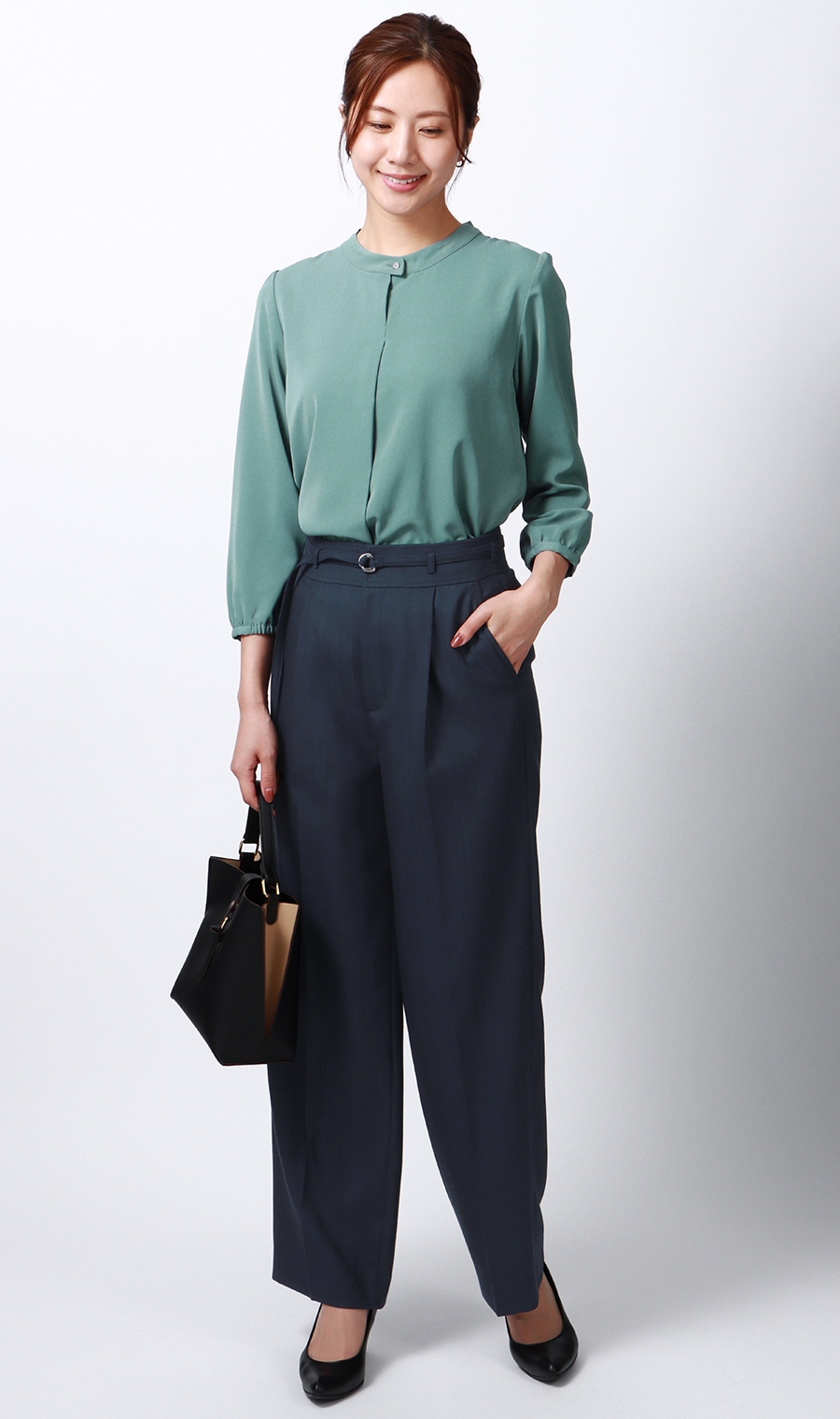 2WAYマルチブラウス《Instagram共創企画》《9分袖》 ブルー S