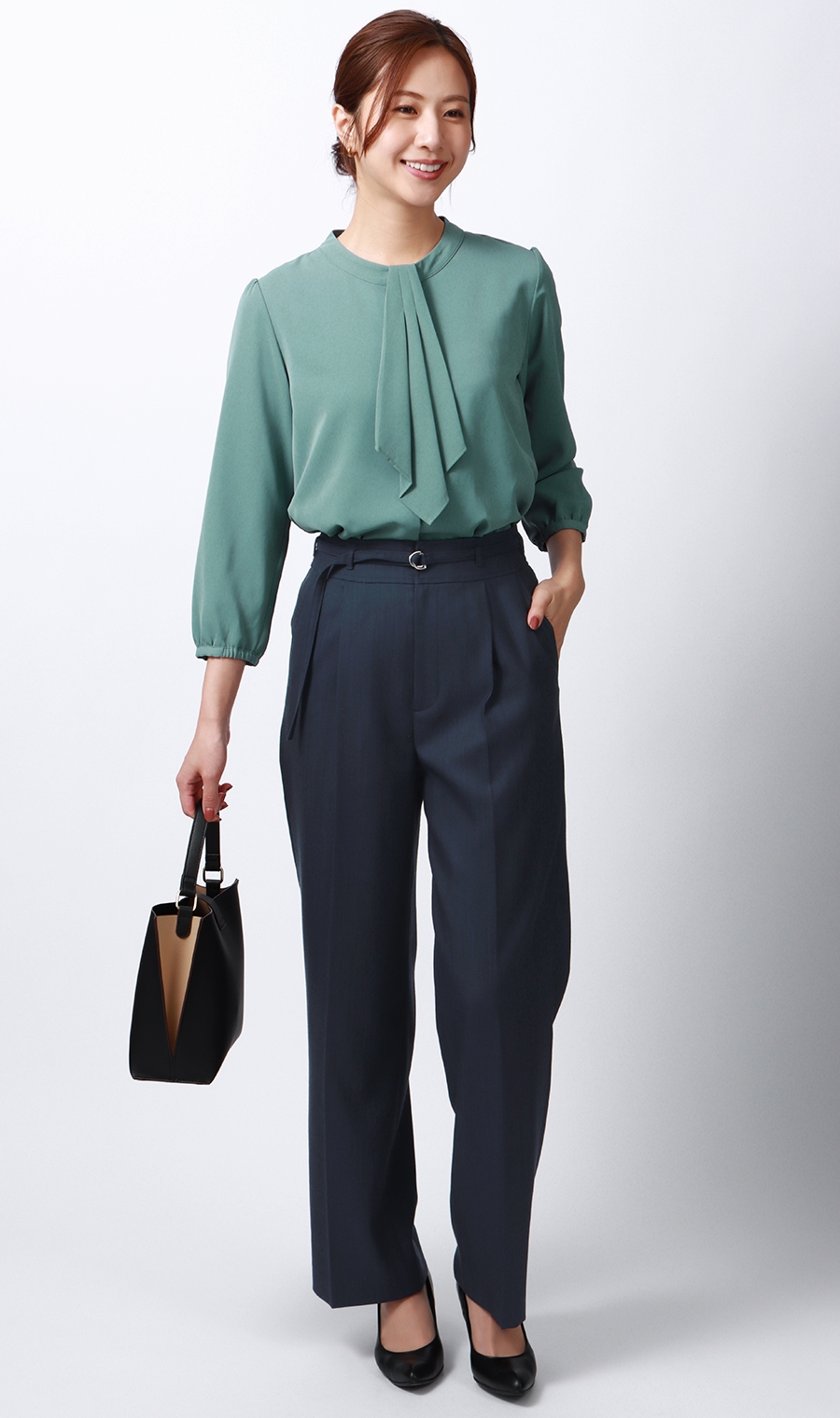 2WAYマルチブラウス《Instagram共創企画》《9分袖》 ブルー S