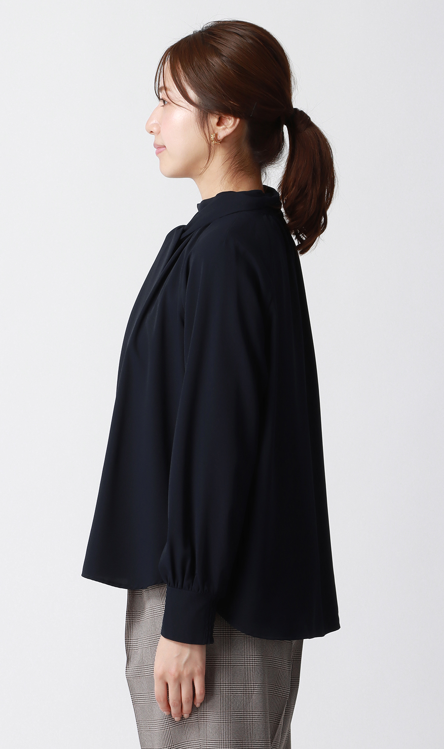 ハイネックボウタイブラウス【2WAY】【長袖】【WEB限定】 ネイビー M