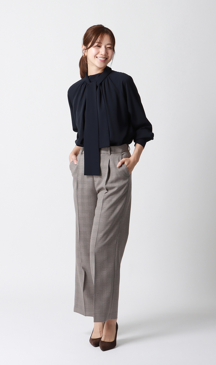 ハイネックボウタイブラウス【2WAY】【長袖】【WEB限定】 ネイビー M