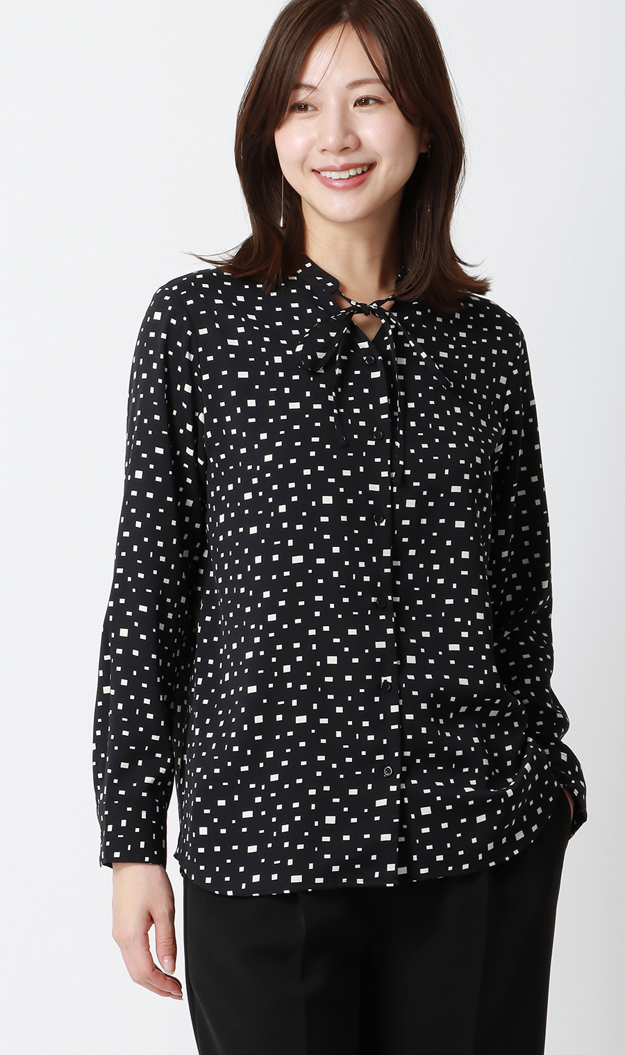 【週替わり_レディース】プリントバンドカラーリボンブラウス【長袖】 ブラック S