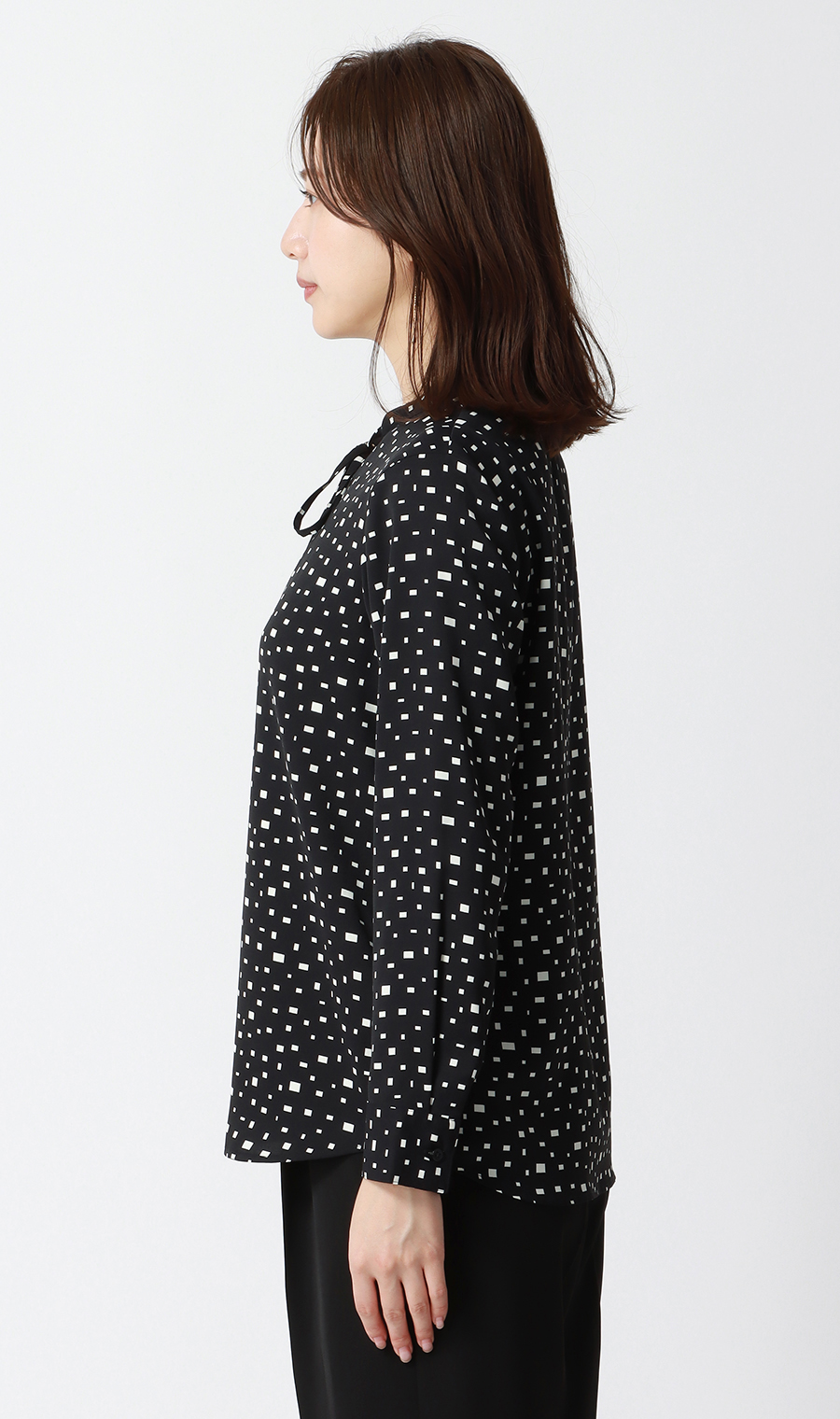 【週替わり_レディース】プリントバンドカラーリボンブラウス【長袖】 ブラック S