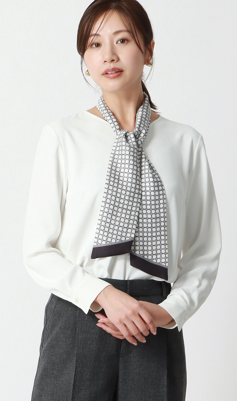 スカーフタイ付きVネックブラウス【2WAY】【長袖】 ホワイト S