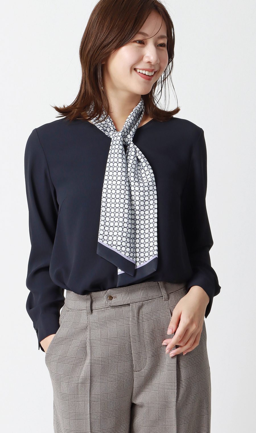 スカーフタイ付きVネックブラウス【2WAY】【長袖】 ネイビー S