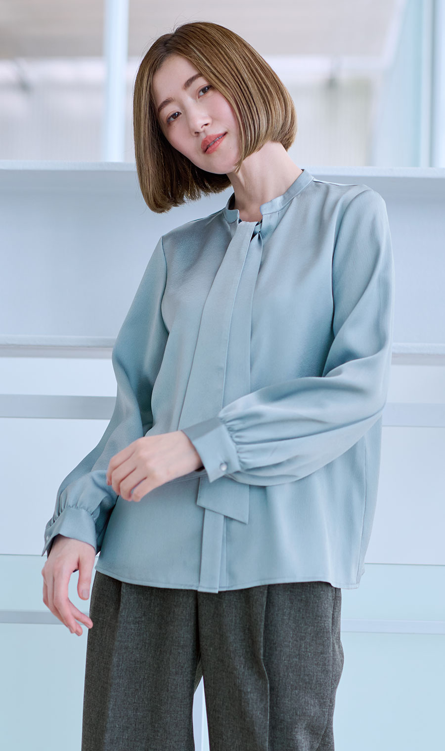 取り外しタイ付きブラウス【2WAY】【長袖】【WEB限定サイズあり】 サックス S