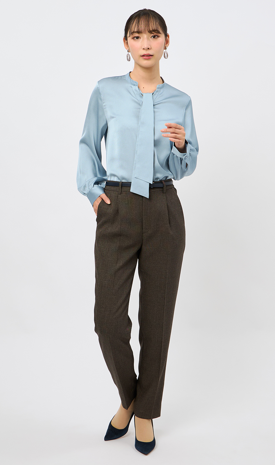 取り外しタイ付きブラウス【2WAY】【長袖】【WEB限定サイズあり】 サックス S