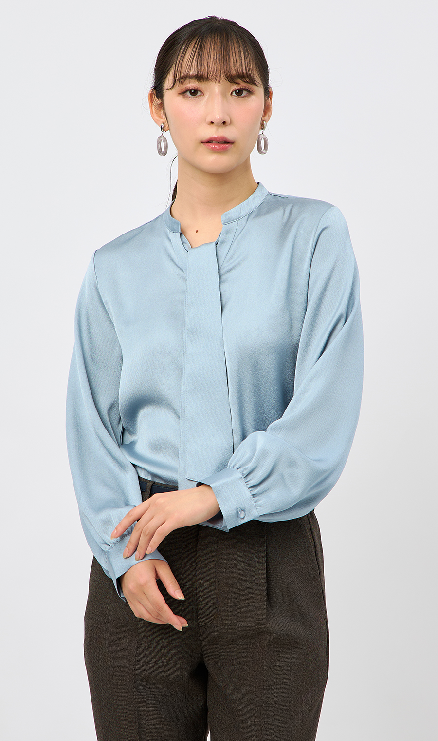 取り外しタイ付きブラウス【2WAY】【長袖】【WEB限定サイズあり】 サックス S