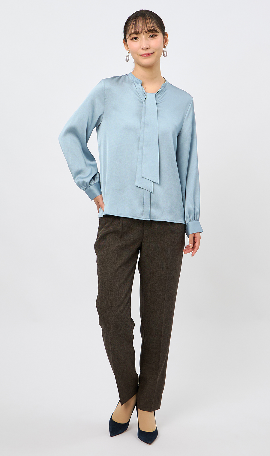 取り外しタイ付きブラウス【2WAY】【長袖】【WEB限定サイズあり】 サックス S