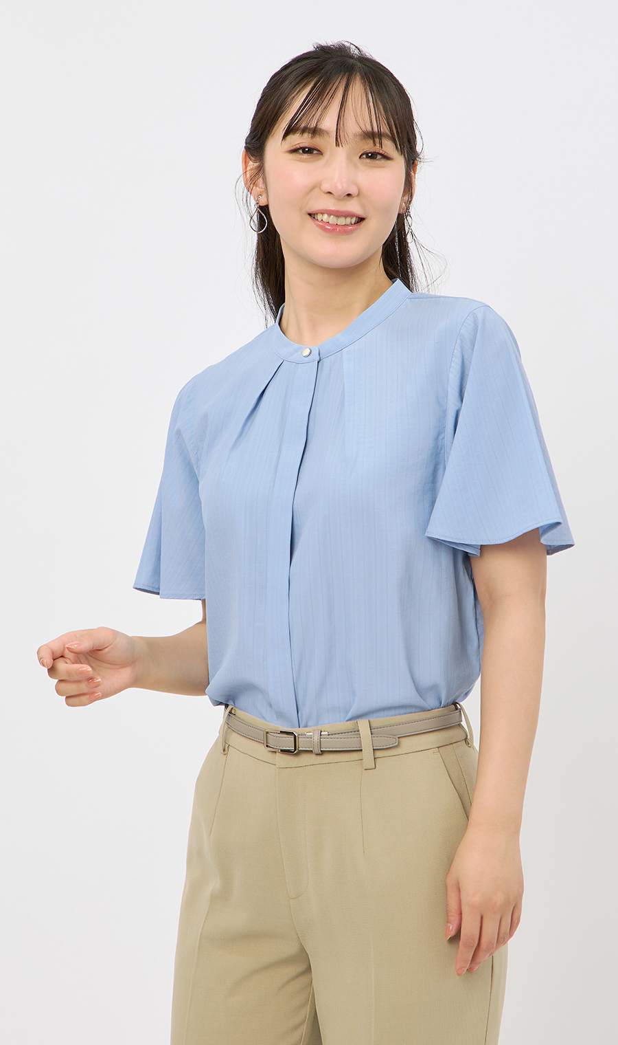 バンドカラーフレア袖ブラウス【5分袖】【接触冷感】 サックス L