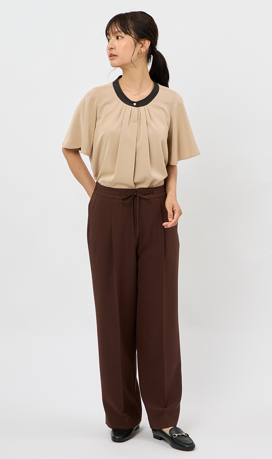 配色タイ付き2WAYブラウス【5分袖】 ベージュ S