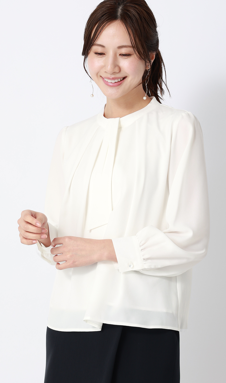 名品アクセサリー付きボウタイブラウス【4WAY】【長袖】 ホワイト S