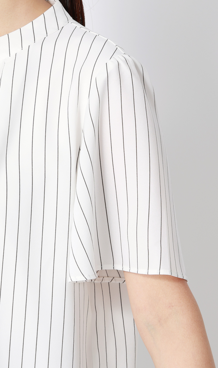 名品アクセサリー付きボウタイブラウス【4WAY】【半袖】 ホワイト S