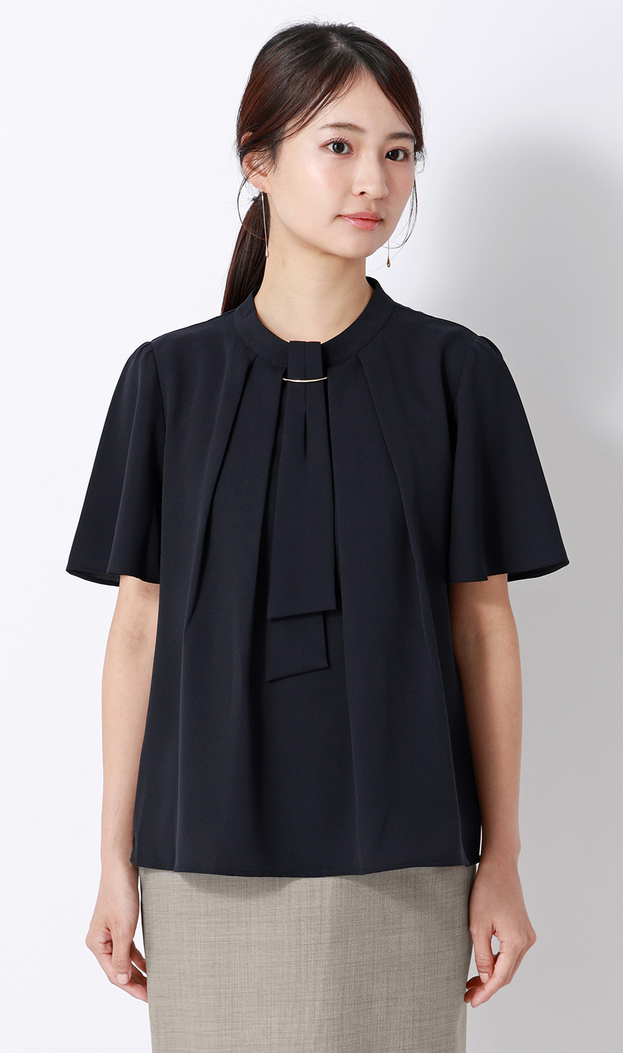 ■名品アクセサリー付きボウタイブラウス【4WAY】【半袖】【WEB限定】 ネイビー S