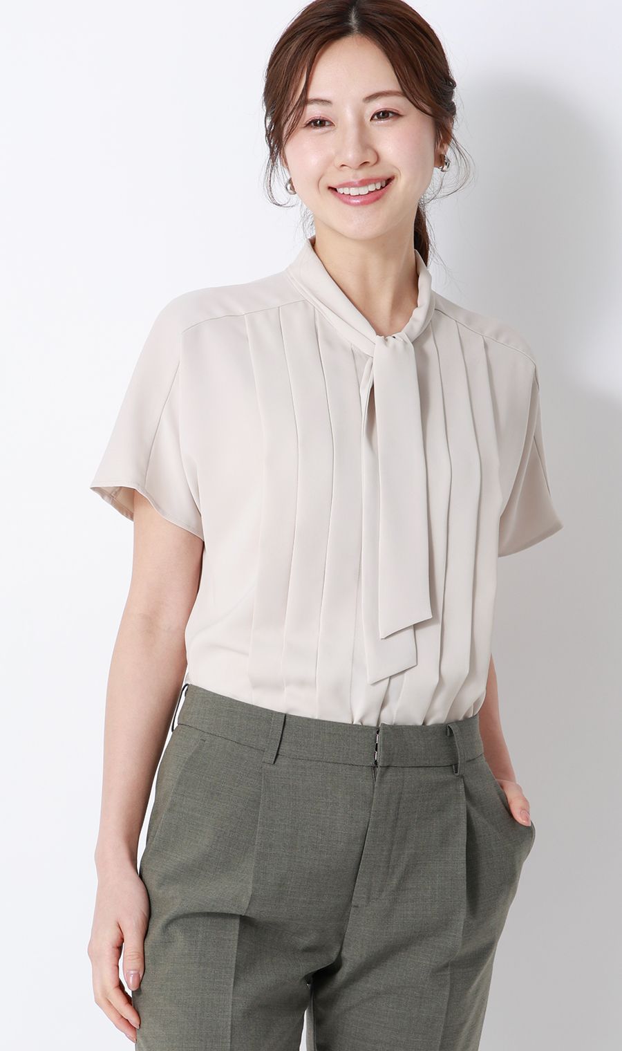 ボウタイドルマンスリーブブラウス【涼】【半袖】 ベージュ M