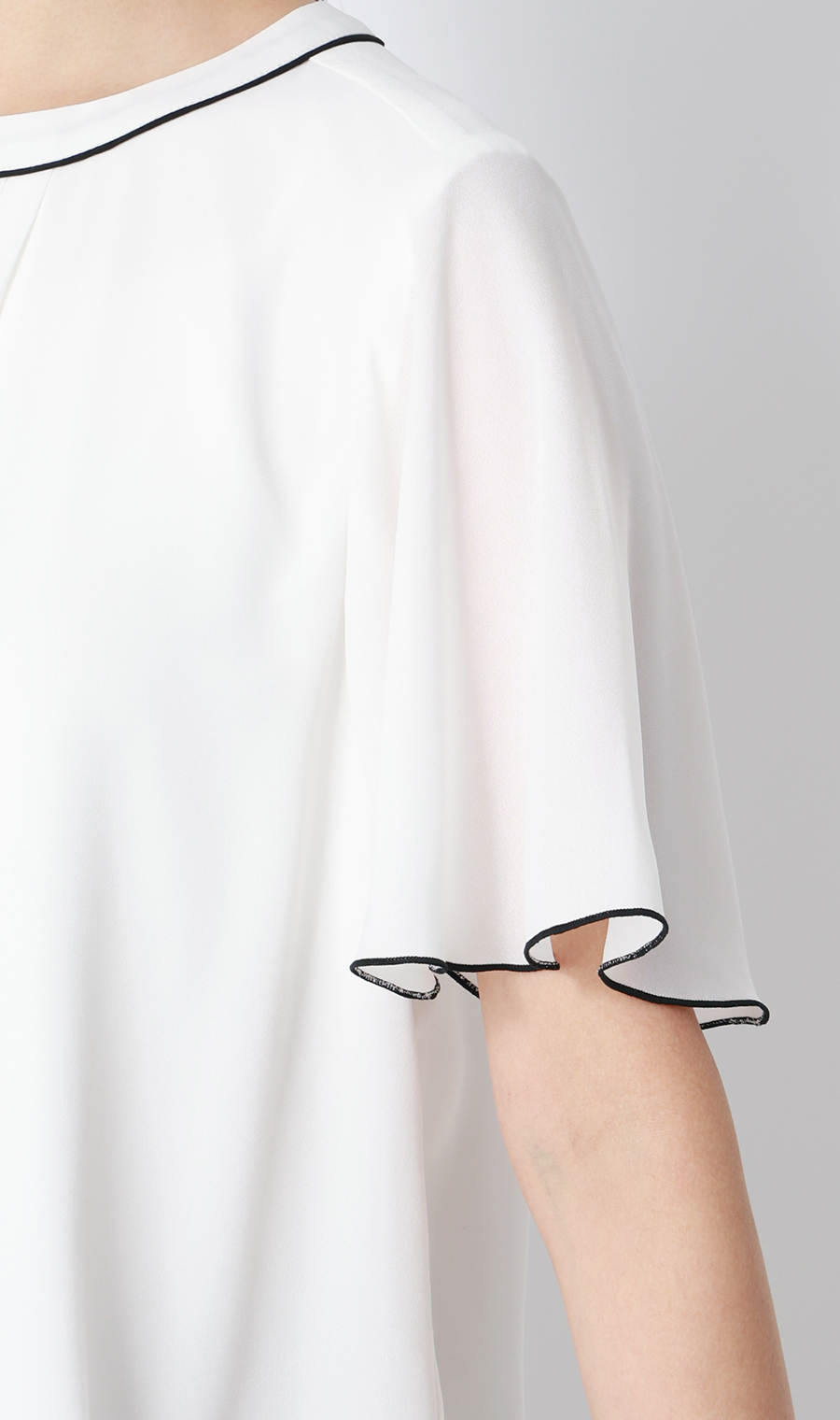 クルーネック配色ブラウス【半袖】 ホワイト 4L