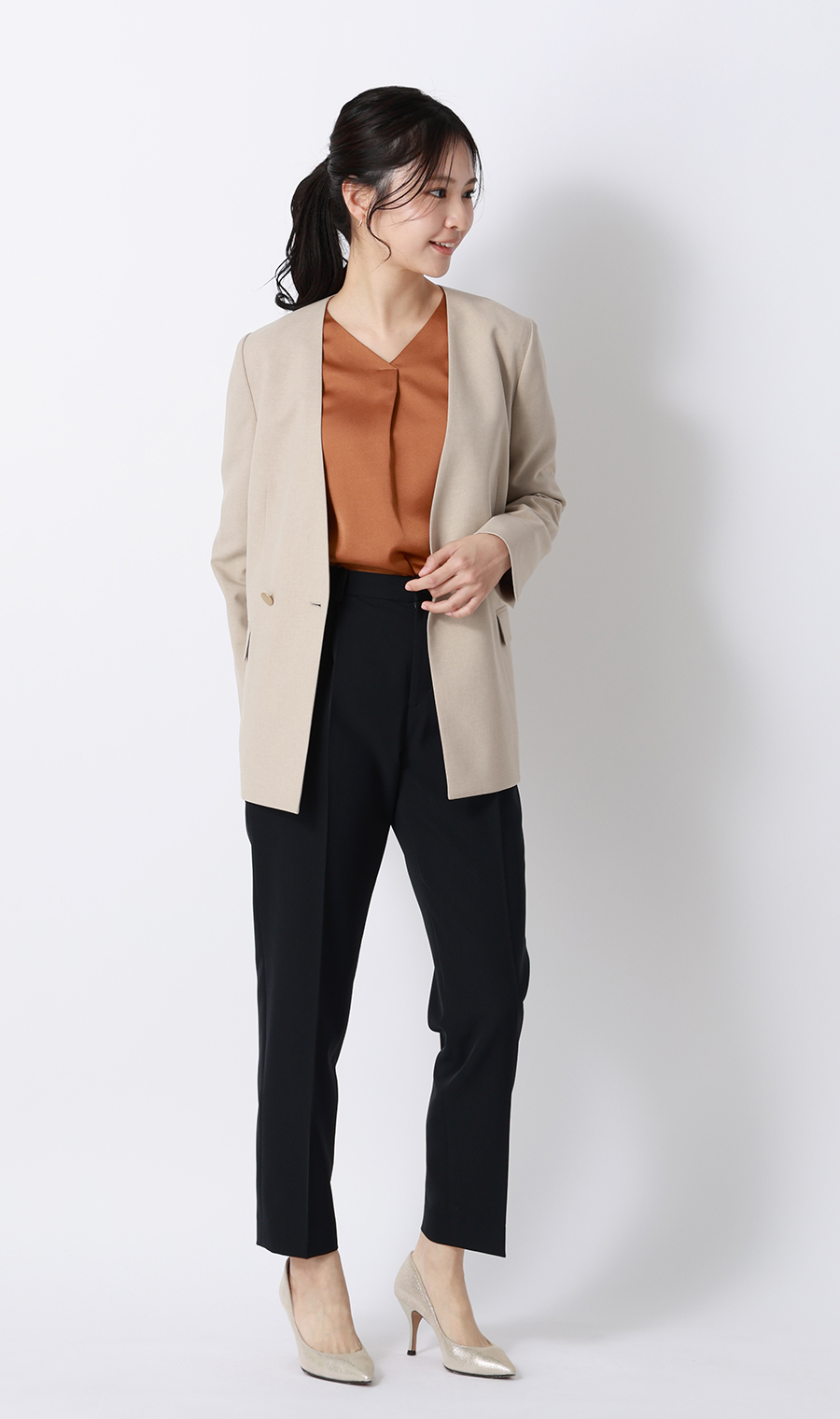 Vネックサテンブラウス【涼】【半袖】 オレンジ S