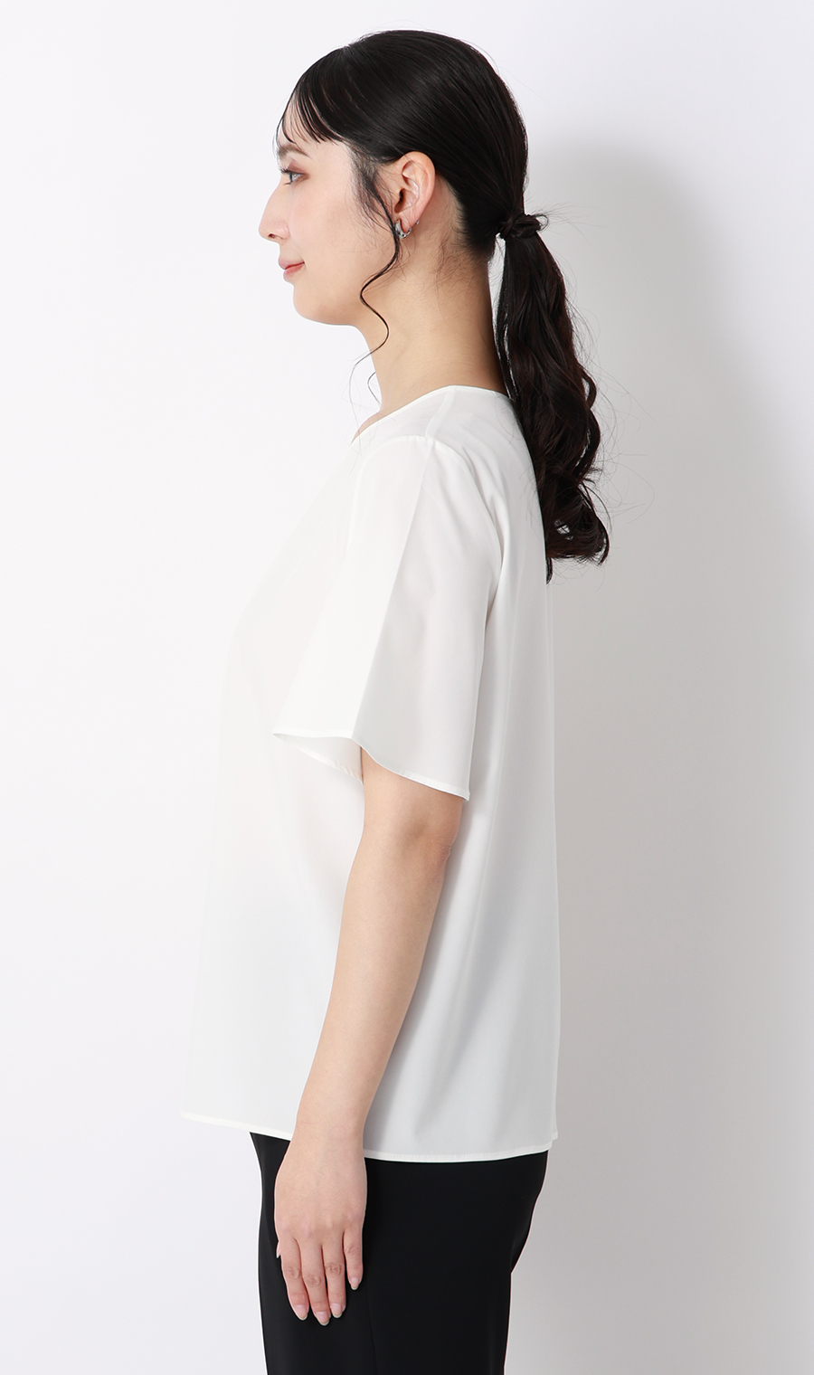 【みんなのブラウス】ゼロプレッシャーブラウス【クルーネック】【半袖】 ホワイト S