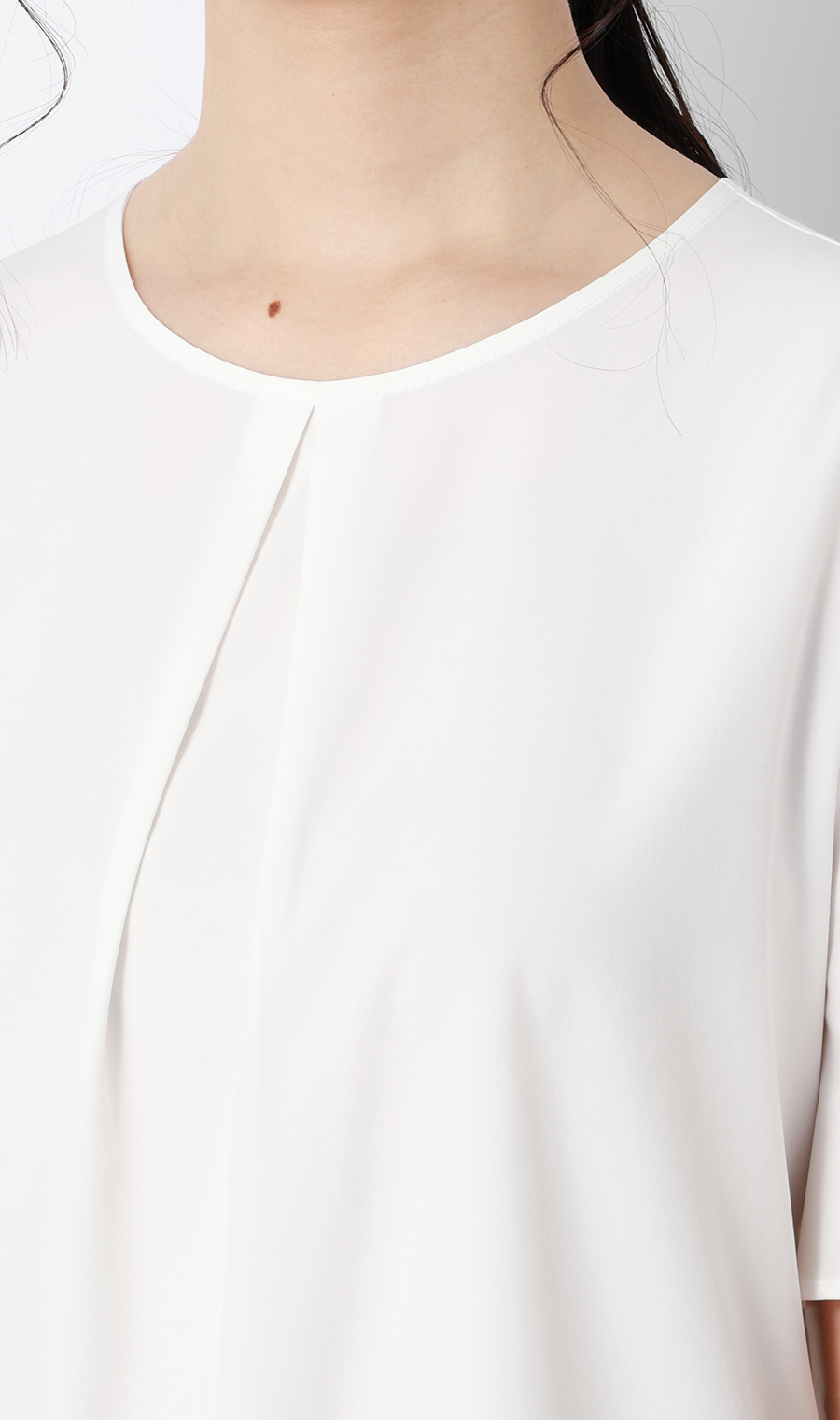 【みんなのブラウス】ゼロプレッシャーブラウス【クルーネック】【半袖】 ホワイト S