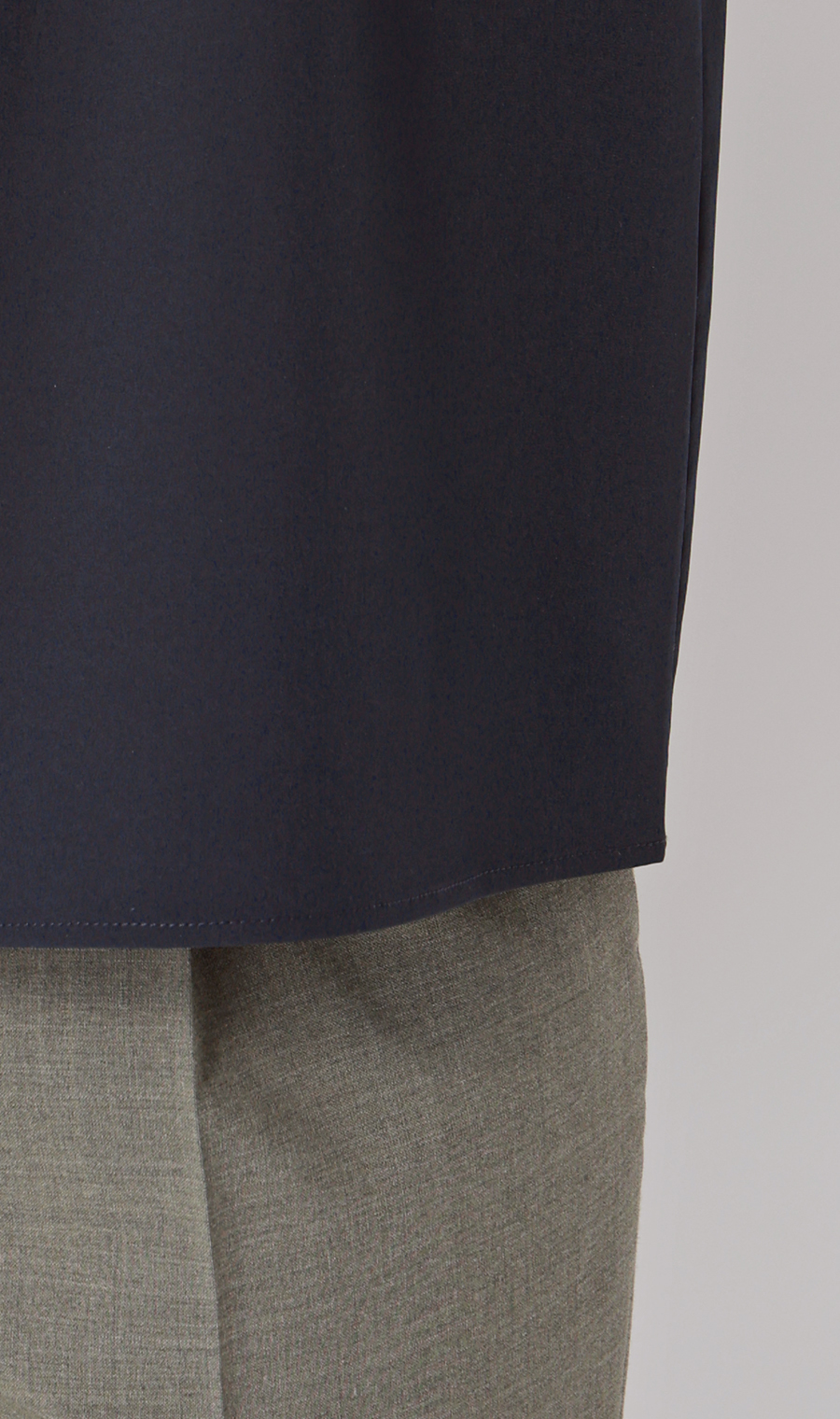 ■【みんなのブラウス】ゼロプレッシャーブラウス【クルーネック】【半袖】【WEB限定】 ネイビー S