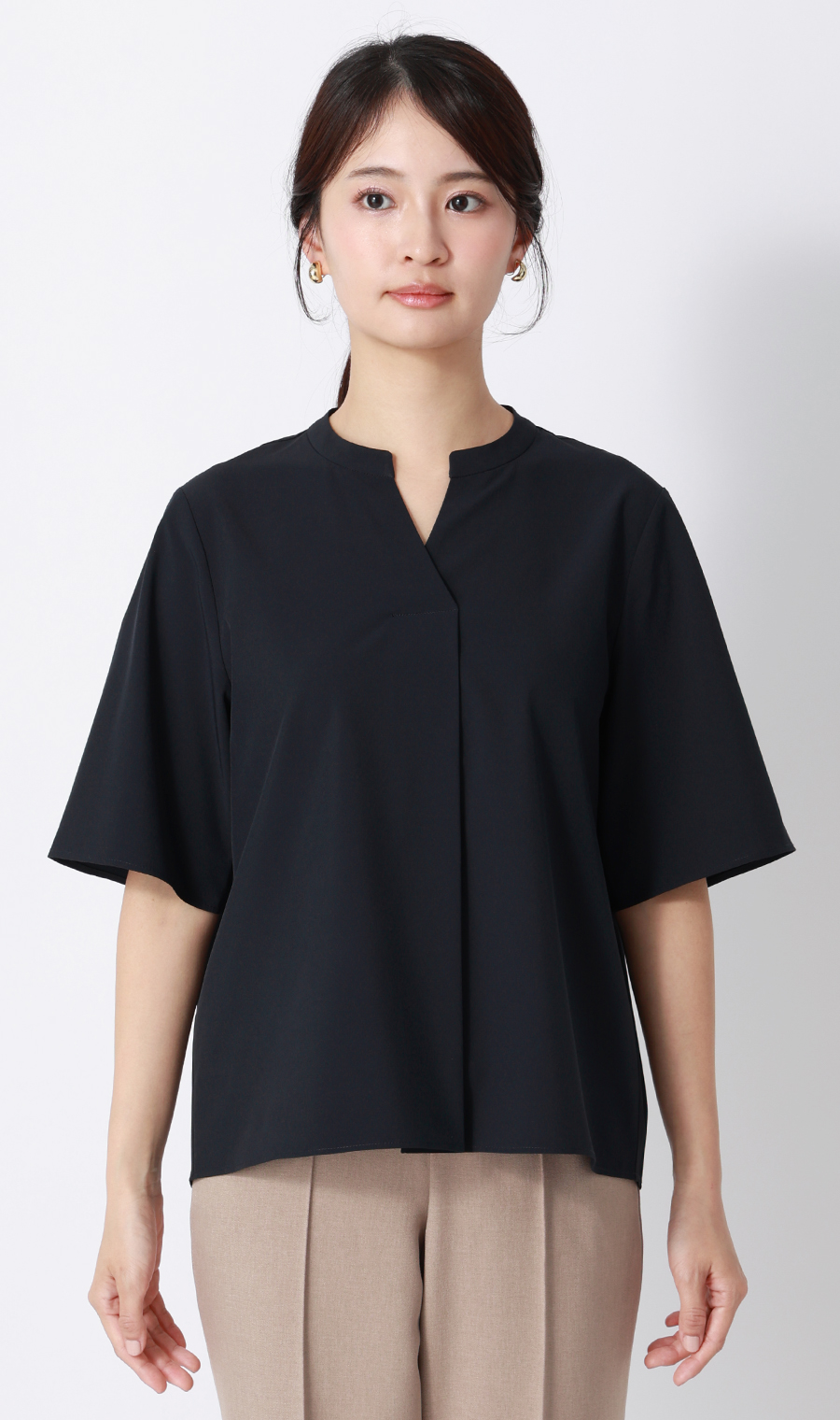 ■【みんなのブラウス】ゼロプレッシャーブラウス【キーネック】【半袖】【WEB限定】 ネイビー M