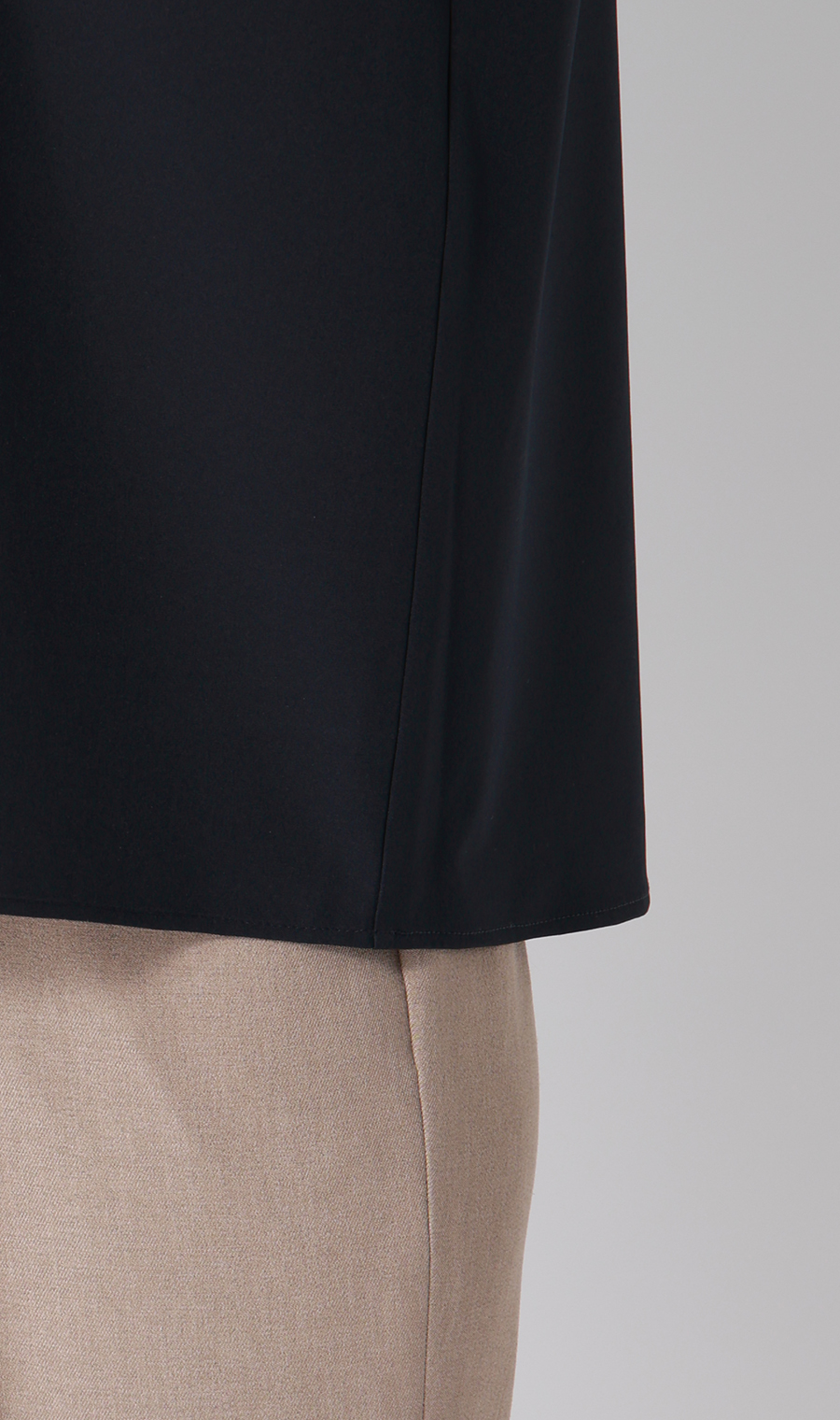 ■【みんなのブラウス】ゼロプレッシャーブラウス【キーネック】【半袖】【WEB限定】 ネイビー M