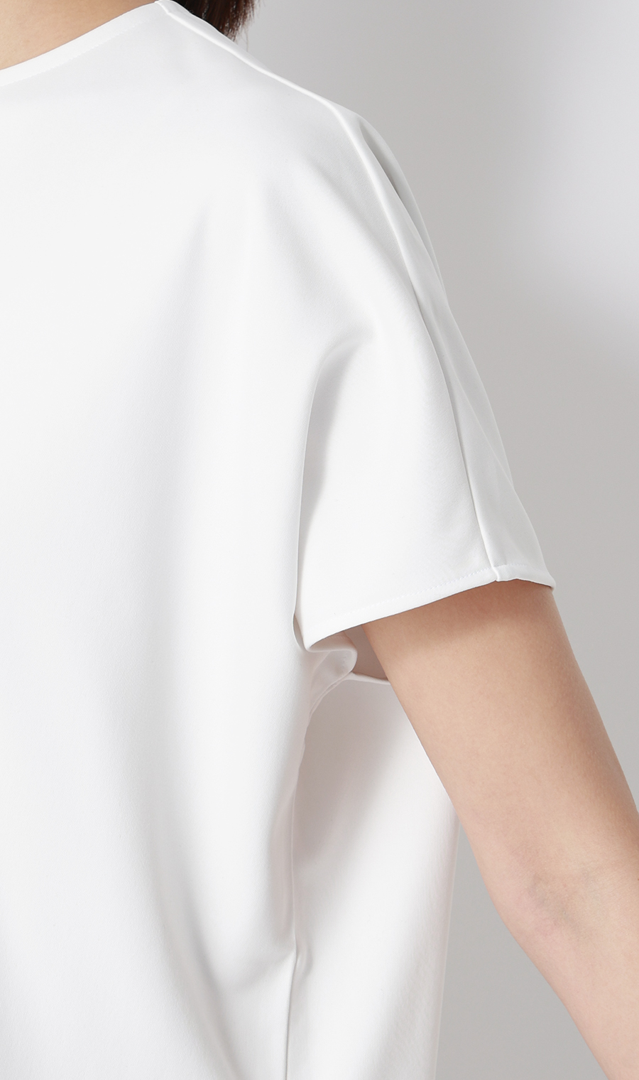 透けないカットソー【フレンチスリーブ】【クルーネック】【#すご】【WEB限定サイズあり】 ホワイト S