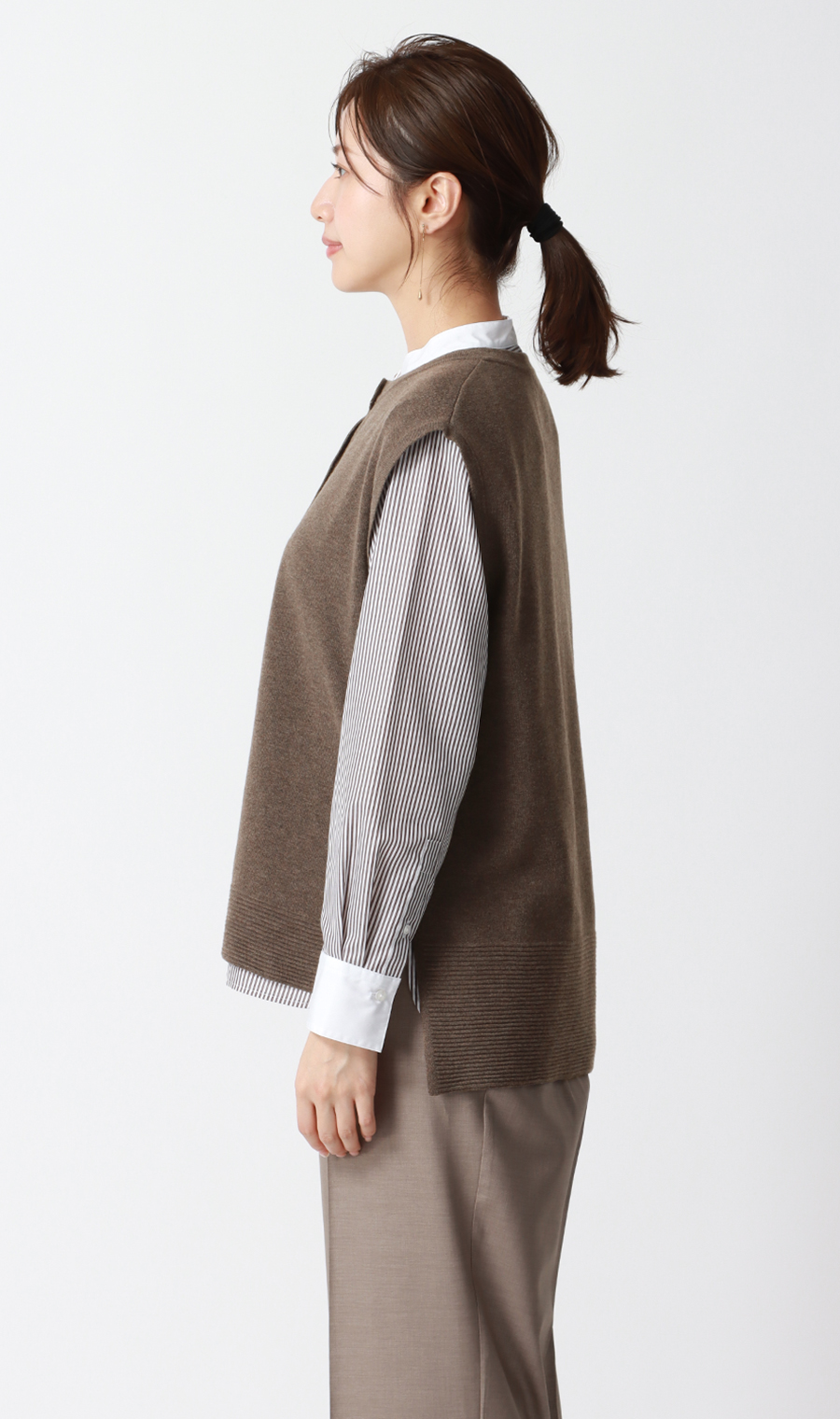ニットジレ【ノースリーブ】 ブラウン M