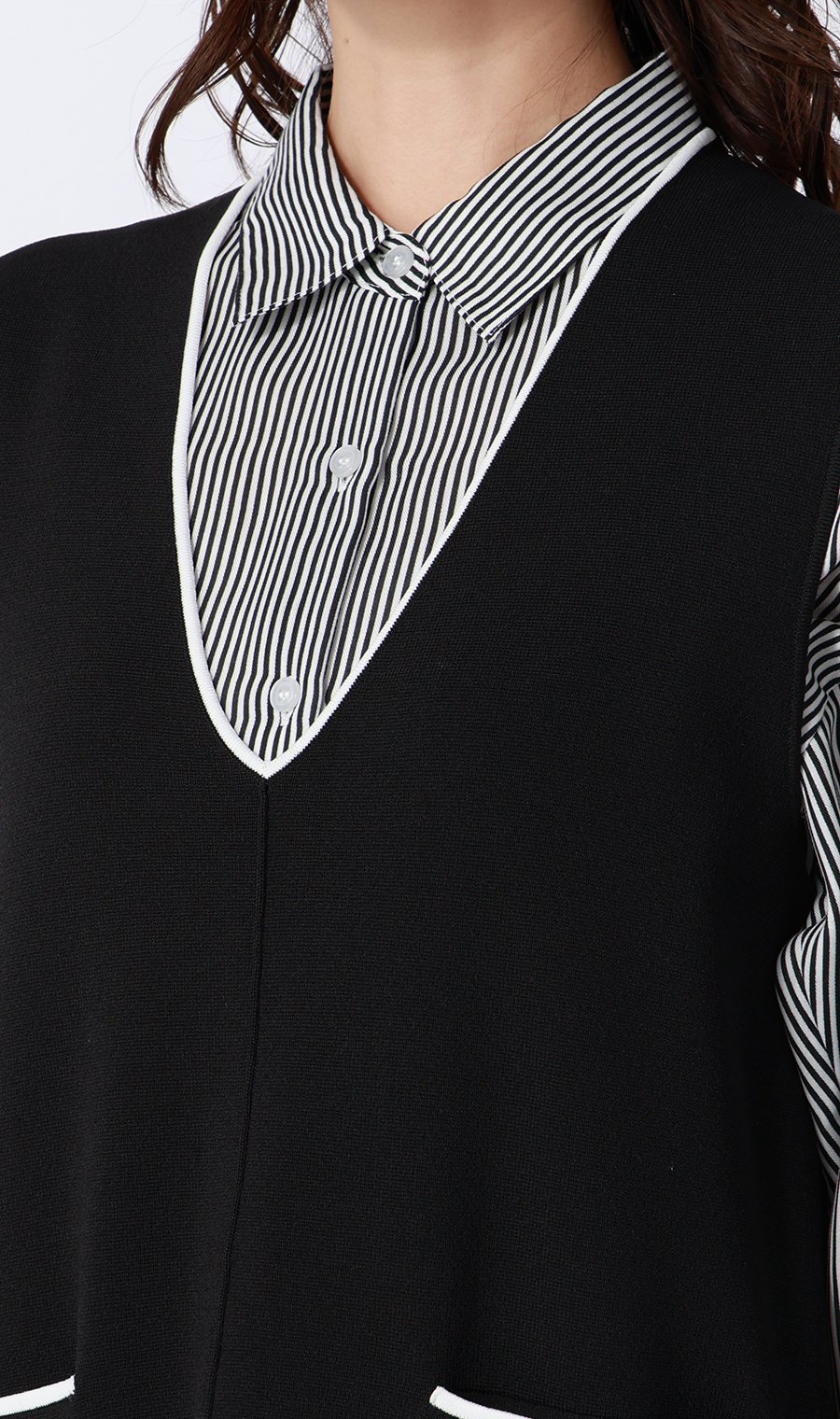 Vネックニットジレ【ノースリーブ】 ブラック M