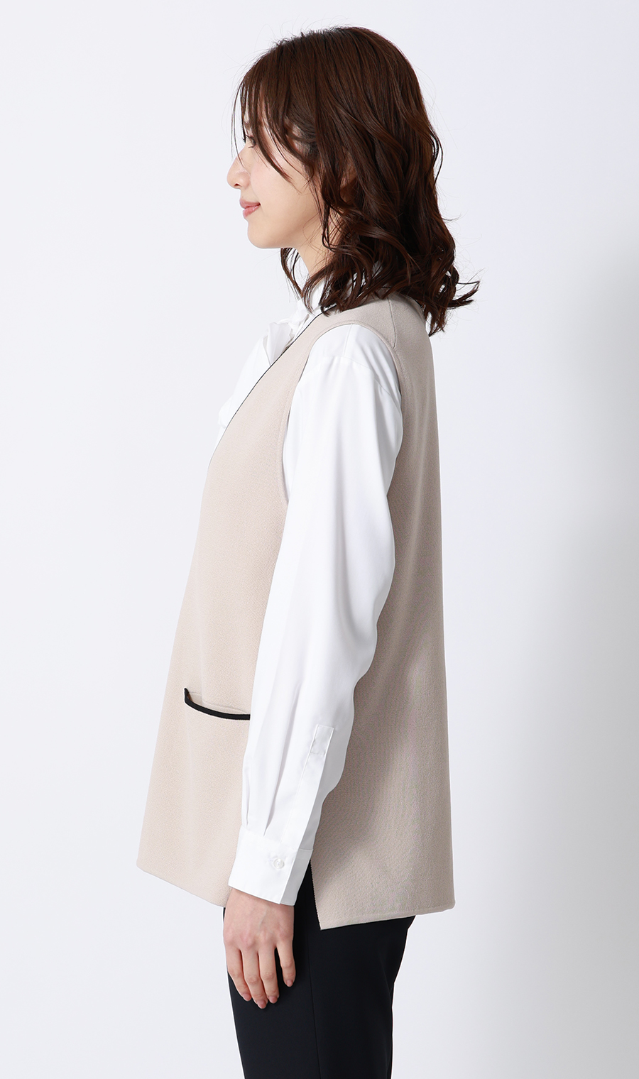 Vネックニットジレ【ノースリーブ】 ベージュ M