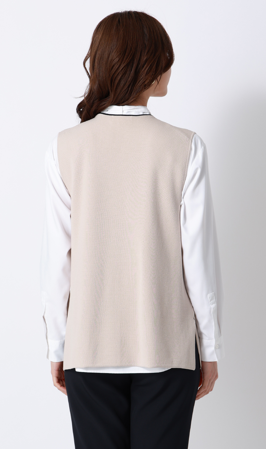 Vネックニットジレ【ノースリーブ】 ベージュ M