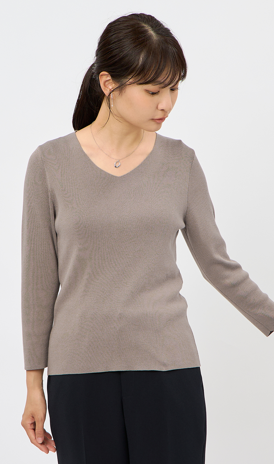 Vネックフルニードルニット【7分袖】 ベージュ S