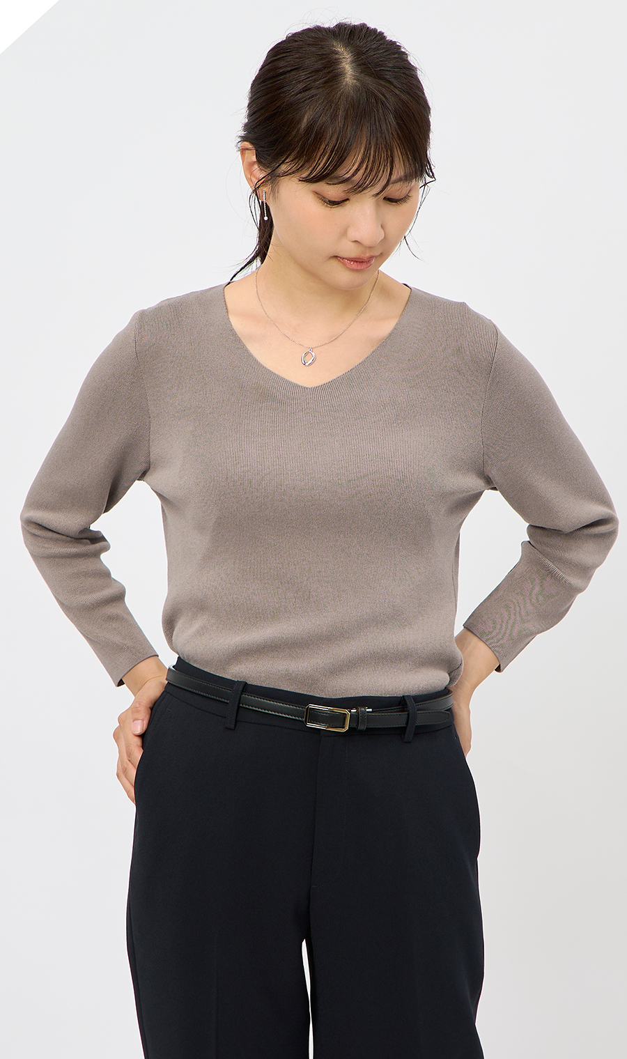 Vネックフルニードルニット【7分袖】 ベージュ S