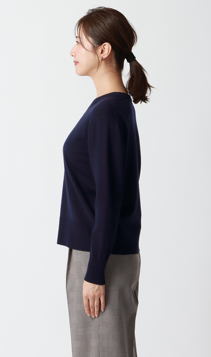 【毛球CLEAR針織】 V領平針織針織藏青色S