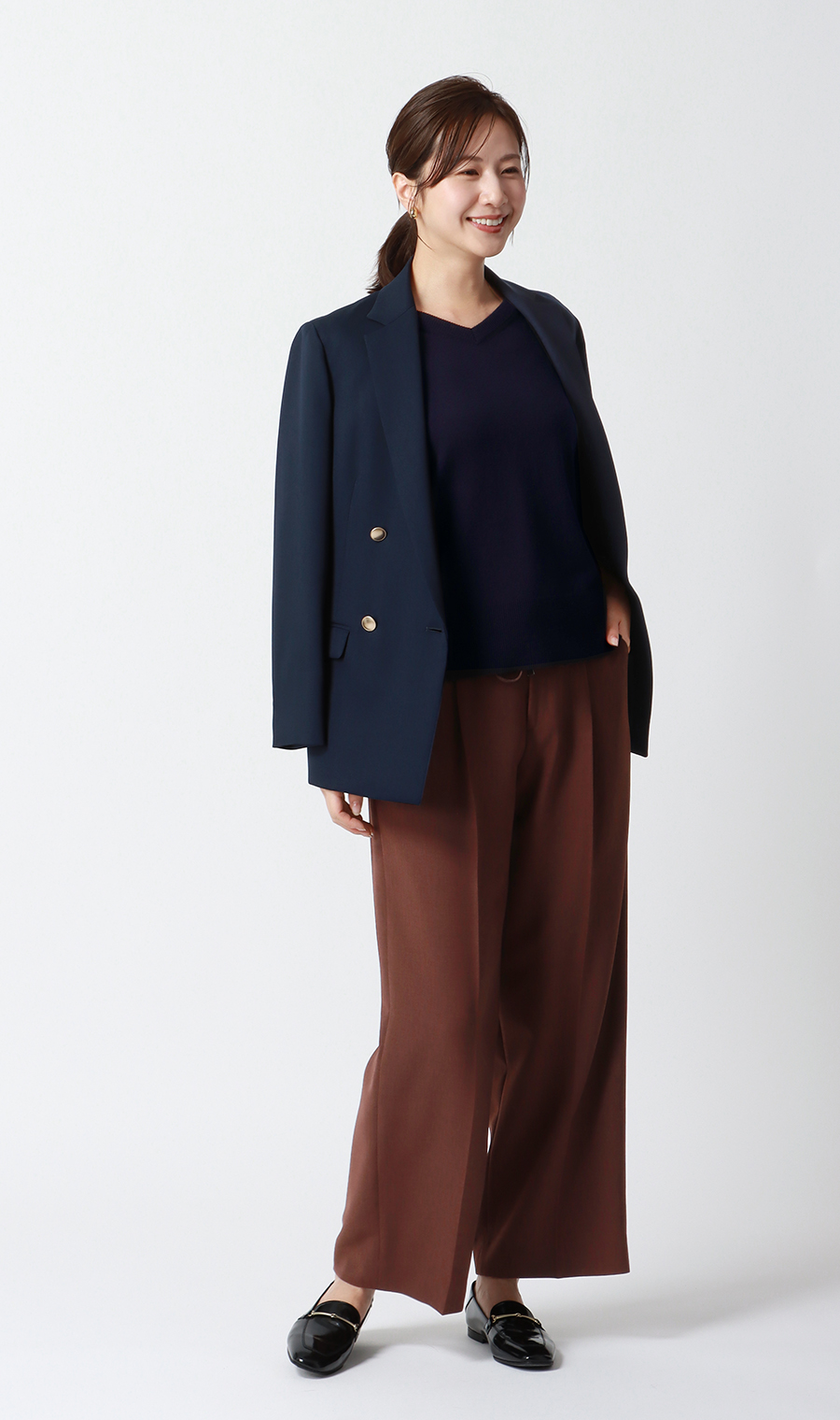 【毛球CLEAR針織】 V領平針織針織藏青色S