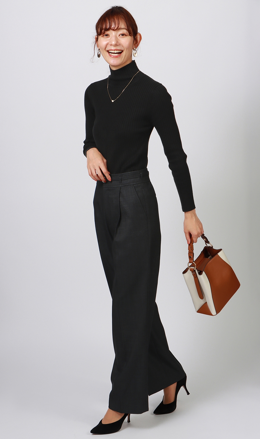 タートルネックニットプルオーバー《長袖》 ブラック S